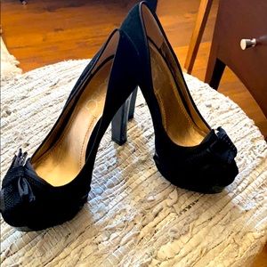 BCBG Paris Pumps